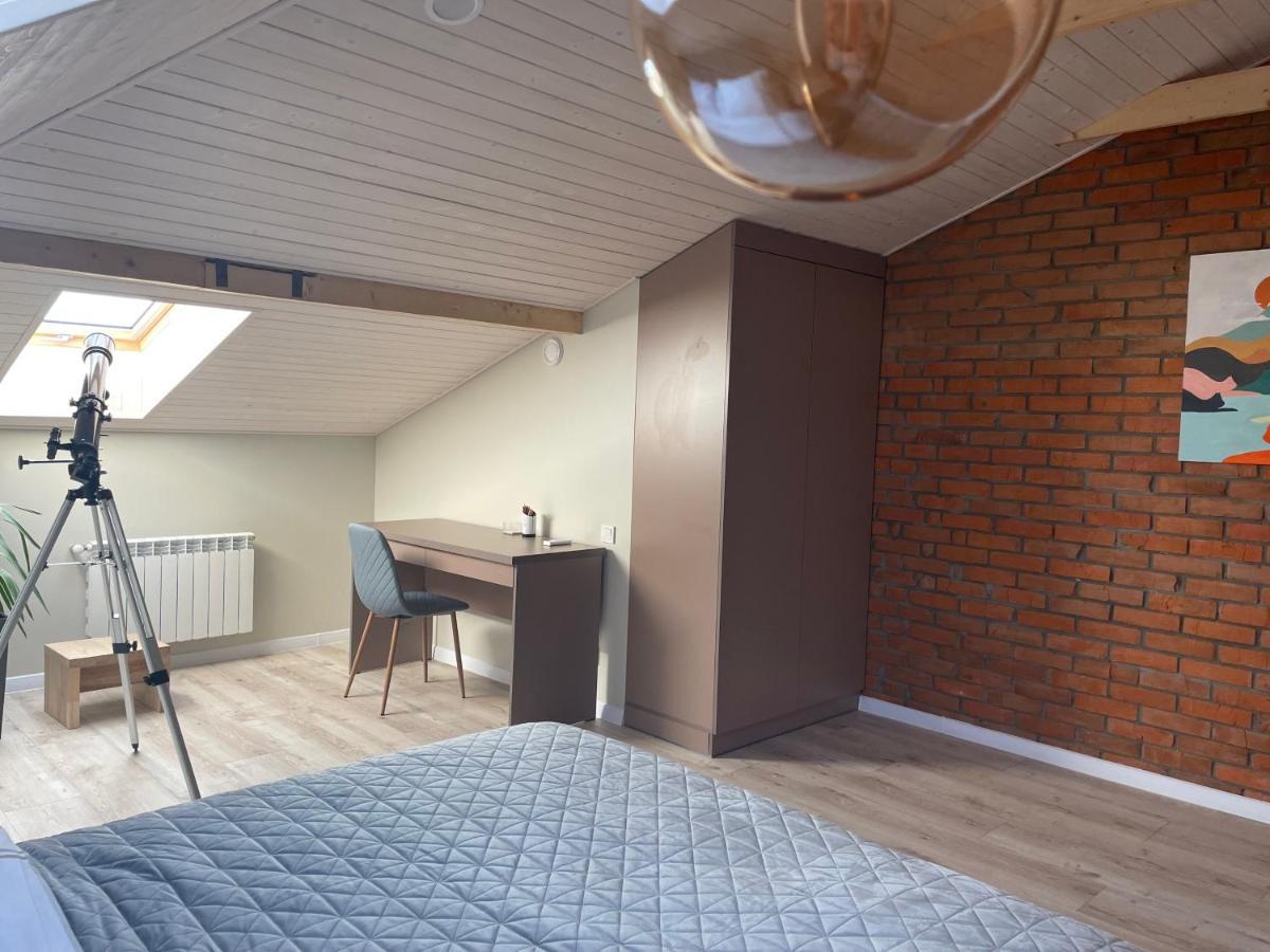 Apartamento «Гори́Ще На Площі Польський Ринок» Kamianets-Podilskyi Exterior foto