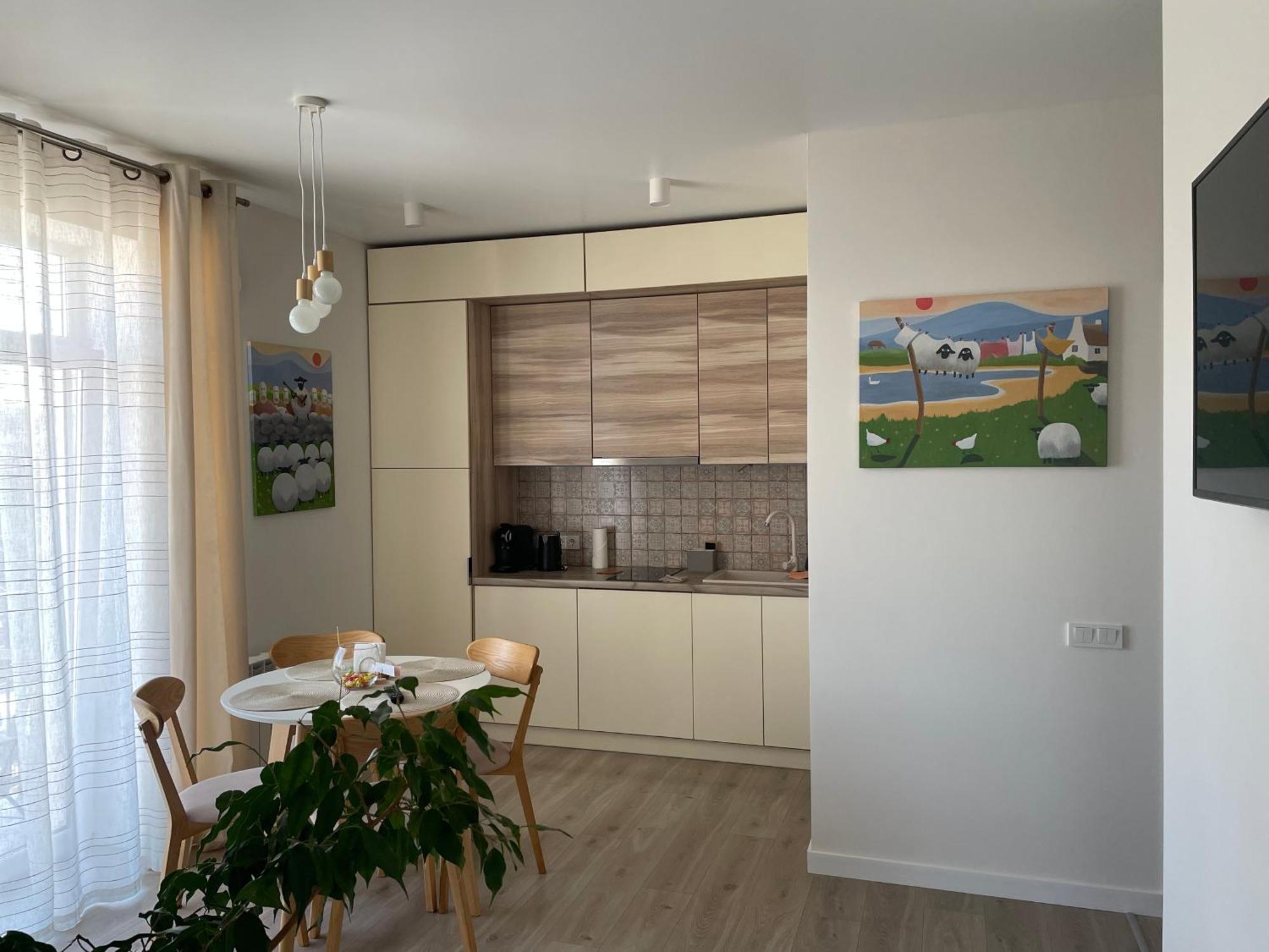Apartamento «Гори́Ще На Площі Польський Ринок» Kamianets-Podilskyi Exterior foto