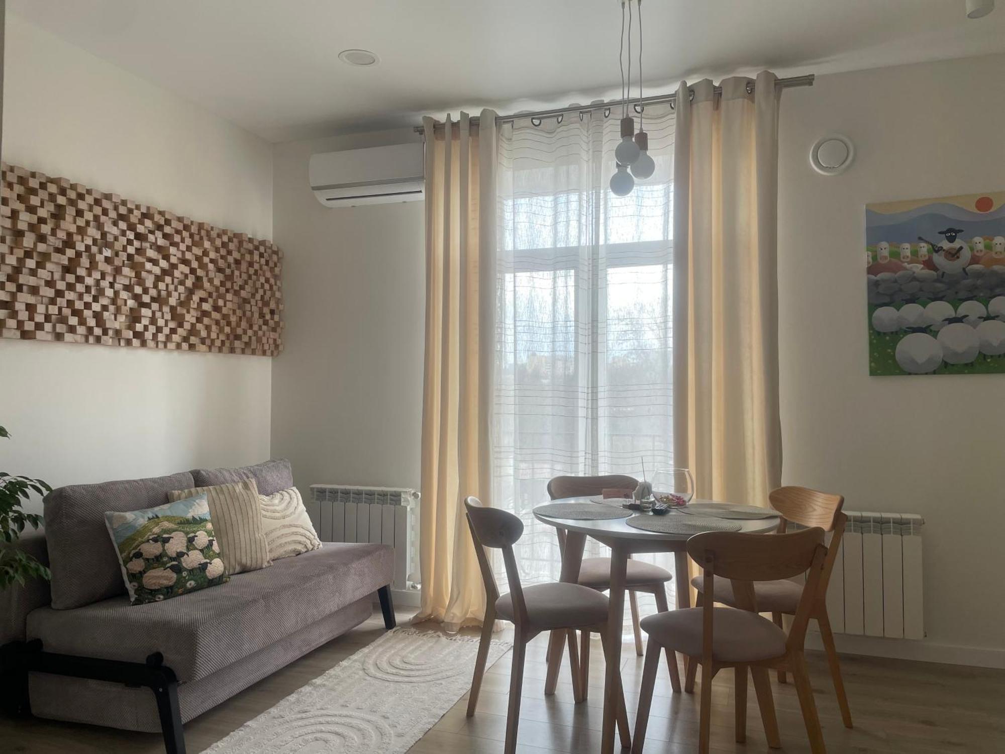 Apartamento «Гори́Ще На Площі Польський Ринок» Kamianets-Podilskyi Exterior foto